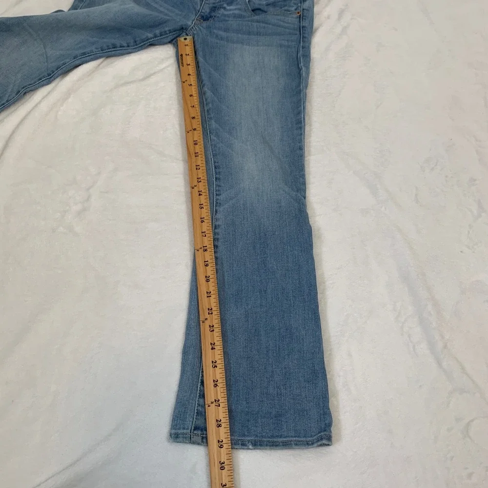 American Eagle Outfitters Kick Boot Stretch Jeans Womens Size 6 Light Wash Denim